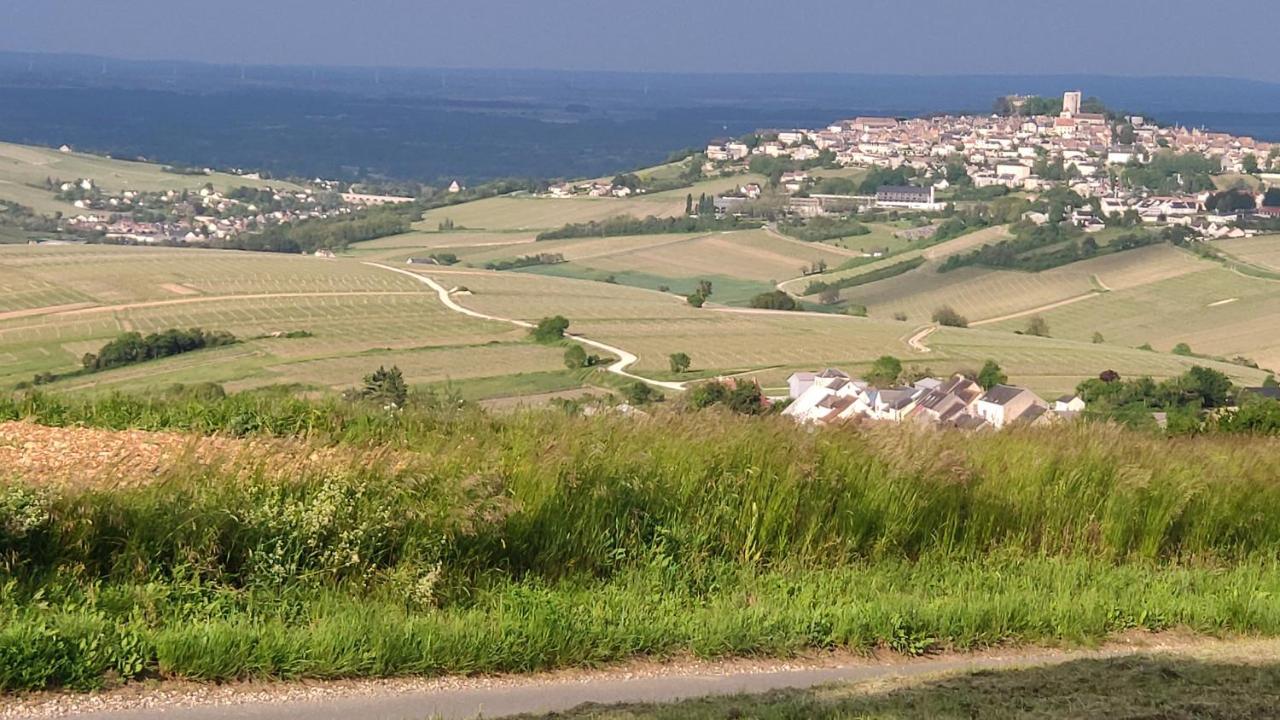 Location Maison De Vacances Sancerre Bagian luar foto